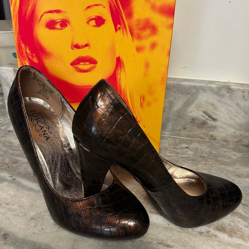 Toscana Brown Crocodile Pattern Heels